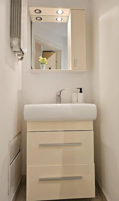 Sweet Dreams Suites Calea Victoriei Sunny Studio Bucharest Luaran gambar