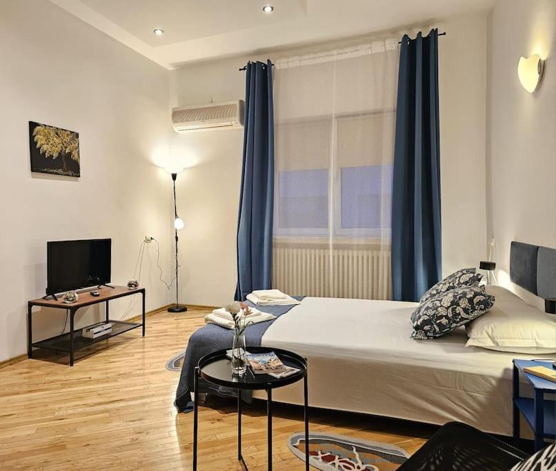 Sweet Dreams Suites Calea Victoriei Sunny Studio Bucharest Luaran gambar